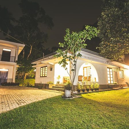 Thomasz Lodge 캔디 외부 사진